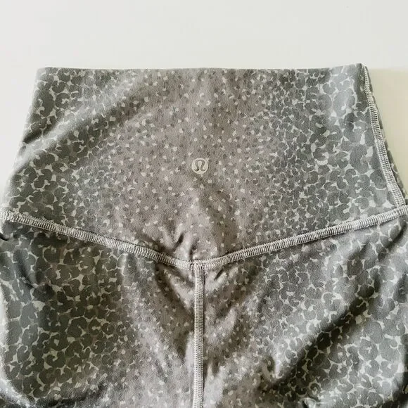 LULULEMON ATHLETICA City Camo Silver Drop Mult Align HR Pant 28" Leggings - US 4 - Picture 5 of 8